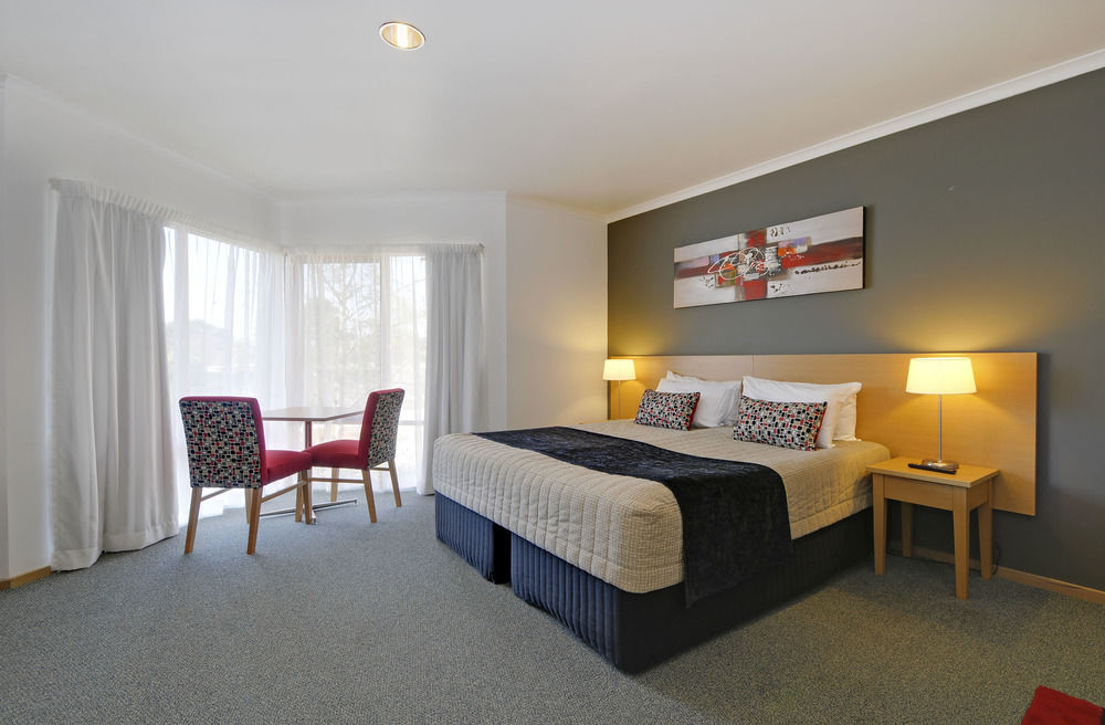 Quality Inn & Suites Traralgon Extérieur photo