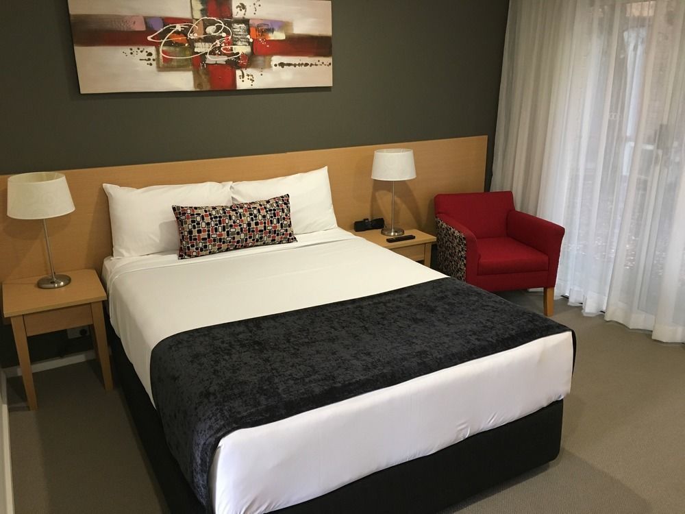 Quality Inn & Suites Traralgon Extérieur photo