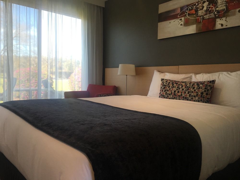 Quality Inn & Suites Traralgon Extérieur photo