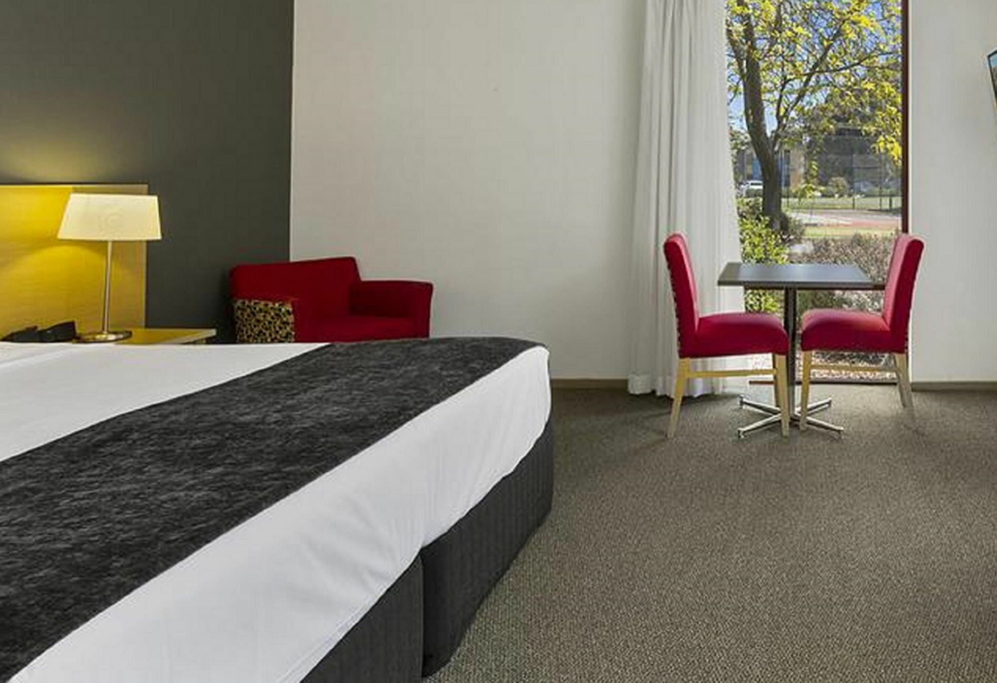 Quality Inn & Suites Traralgon Extérieur photo