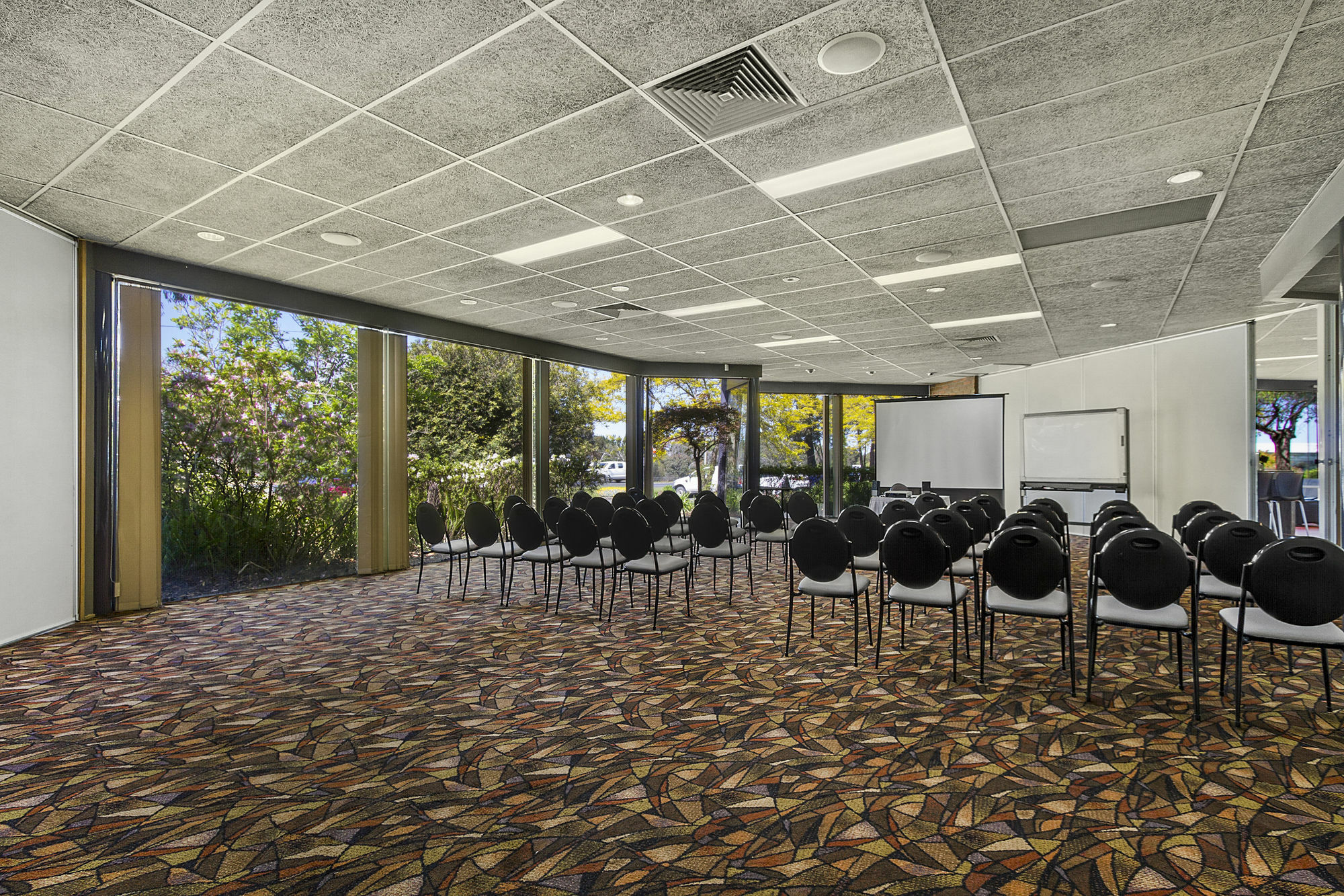 Quality Inn & Suites Traralgon Extérieur photo